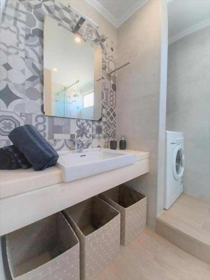 Tarik Beach Apartment Portimão Exteriör bild